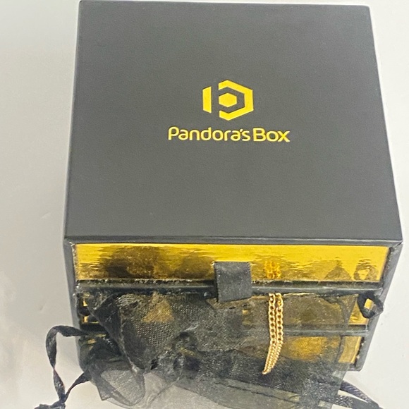 Pandora Gold Tree of Life Necklace Earrings and Bracelets - Picture 7 of 9